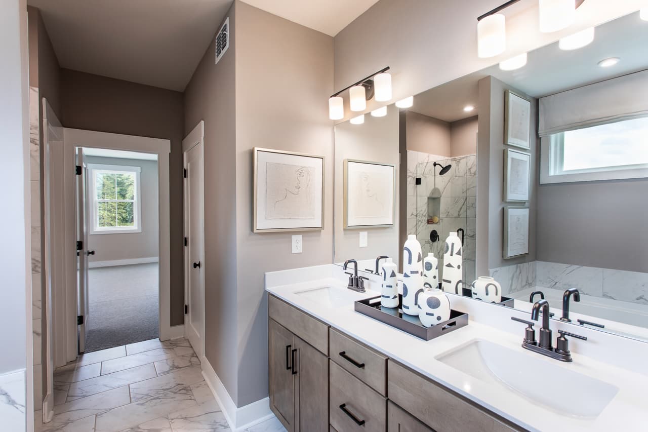primary bathroom with separate shower & tub